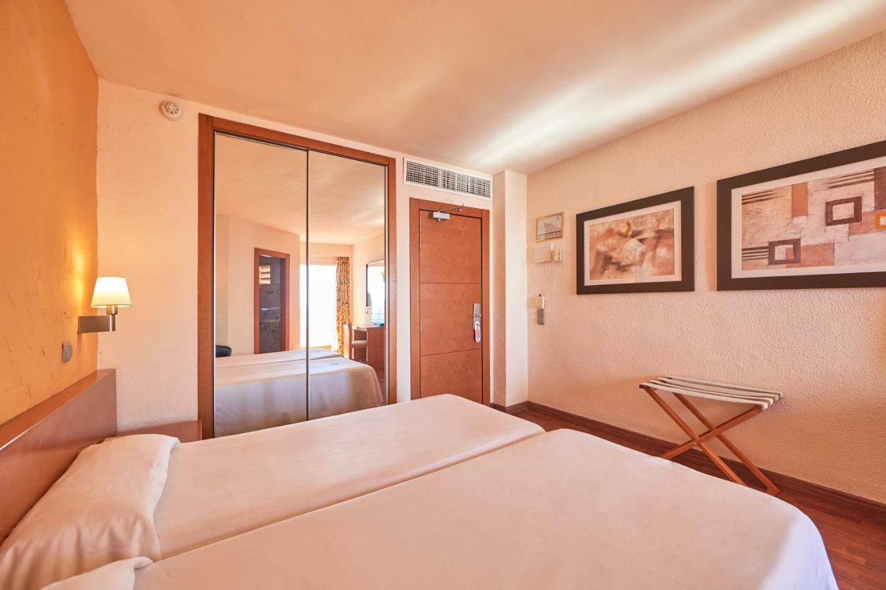 Mll Blue Bay Hotel Cala Major  Екстериор снимка